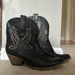 Very Volatile Cowgirl Boots
